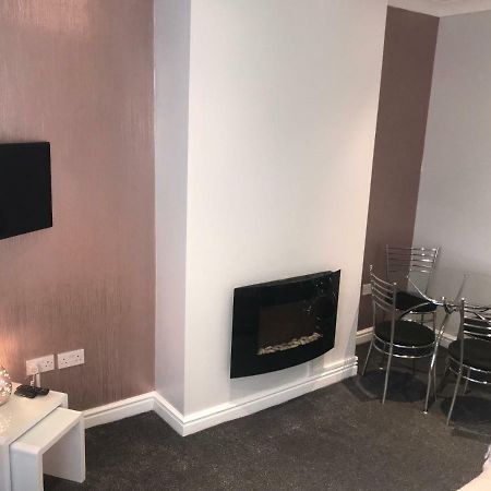 Cornwall Apartments Blackpool Esterno foto